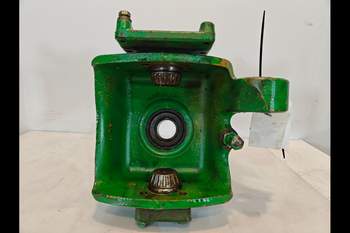 salg af John Deere 7920 RIGHT Front Axle, Swivel Housing