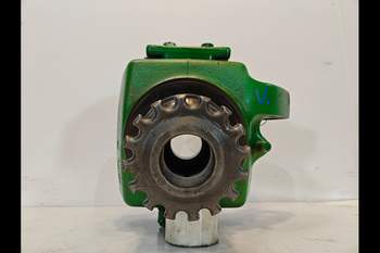 salg af John Deere 7920 LEFT Front Axle, Swivel Housing