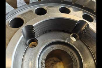 salg af John Deere 7920 Front axle differential