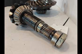 salg af John Deere 7920 Front axle differential