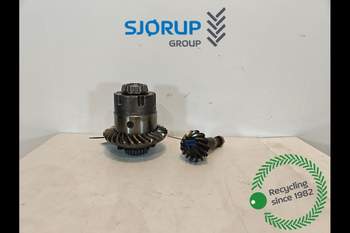 John Deere 7920 Front axle differential John Deere 7920 Front axle differential