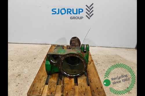 salg af John Deere 7920 LEFT Front axle house