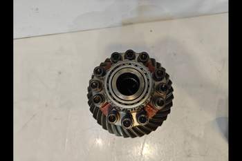 salg af John Deere 6900 Front axle differential