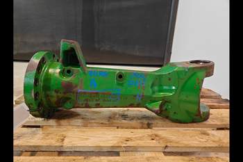salg af John Deere 6900 RIGHT Front axle house
