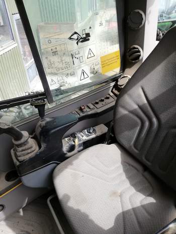 salg af Volvo ECR88 D Excavator