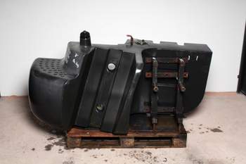 salg af Kraftstofftank Valtra S280