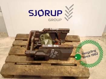Renault Ares 816 Pick Up Hitch Renault Ares 816 Pick Up Hitch