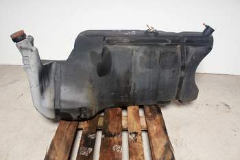 salg af Kraftstofftank Case Maxxum 5140