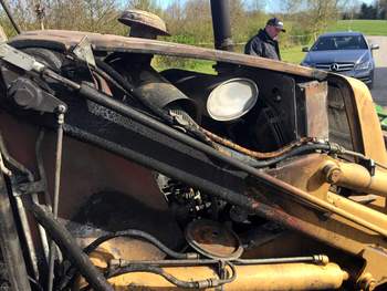 salg af zerlegte Baggerlader New Holland 95