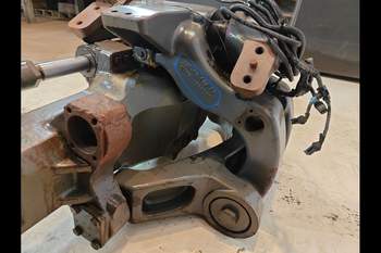 salg af Challenger MT665C Disassembled front axle