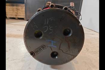 salg af Challenger MT665C Disassembled front axle