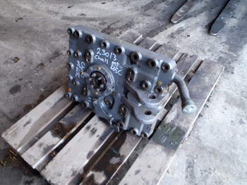 salg af Zapfwellengetriebe Challenger MT665C