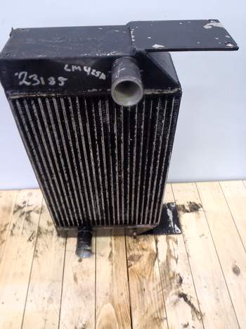 salg af Wasserkühler New Holland LM425A