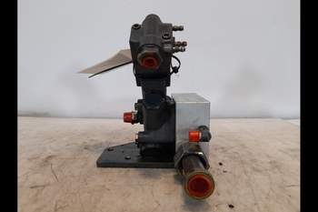 salg af Hydraulisch bremse ventil New Holland 8870 A