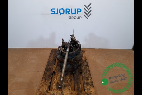 salg af Endandtrieb Vorderachse New Holland 8870 A LINKS
