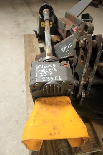 salg af Fronthydraulik Claas Nectis 237