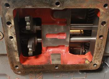 salg af Getriebe New Holland 8560