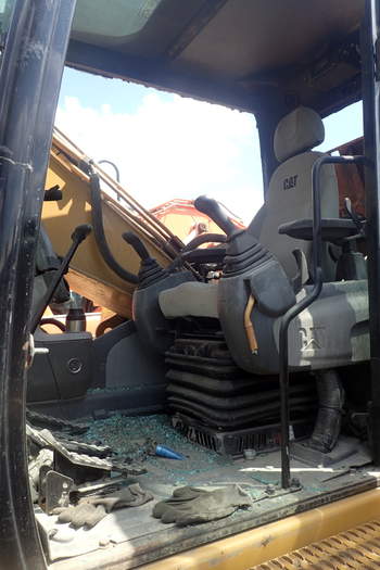 salg af Caterpillar 323D Excavator