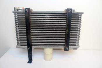 salg af Ölkühler Massey Ferguson 6485 