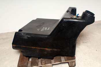 salg af Kraftstofftank Massey Ferguson 6270