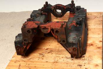 salg af Vorderachsbock Massey Ferguson 6270