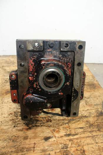 salg af Zapfwellengetriebe Case MX170