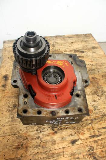 salg af Zapfwellengetriebe Case MX170