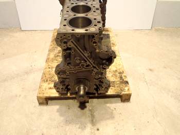 salg af Shortblock Volvo L150 E