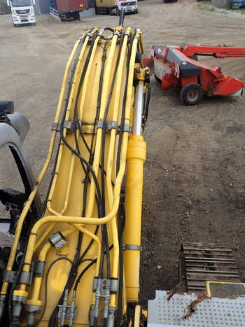 salg af New Holland E265 B  Excavator