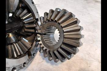 salg af Differentiale, Hinterachsen Valtra T191