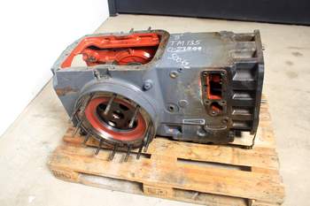 salg af Hinterachsen New Holland TM135