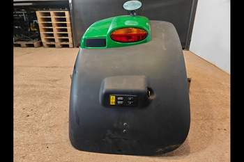 salg af Kotflügel Hinten John Deere 6195 R RECHT