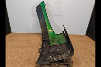 salg af Kotflügel Hinten John Deere 6195 R RECHT
