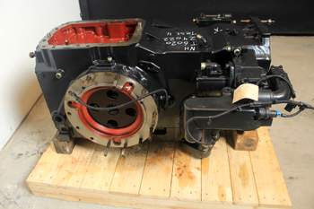 salg af Hinterachsen New Holland T6020