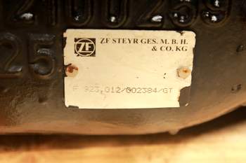 salg af Getriebe Case CVX150
