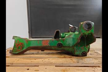 salg af John Deere 6300 RIGHT Front axle house