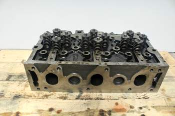 salg af Zylinderkopf Massey Ferguson 7726