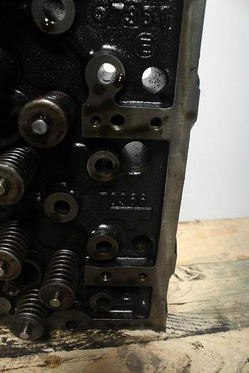 salg af Zylinderkopf Massey Ferguson 7726