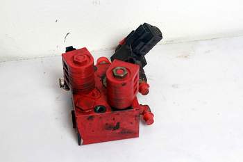 salg af Hydraulische Steuergerät Massey Ferguson 185