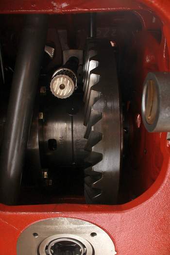 salg af Hinterachsen Massey Ferguson 8240