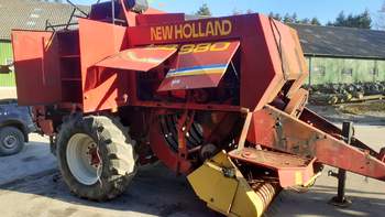 salg af New Holland BB980 Baler