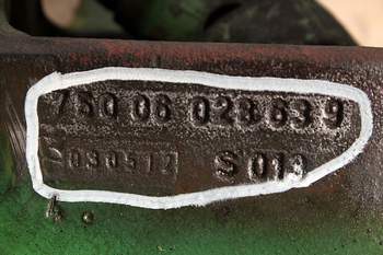 salg af Endandtrieb Vorderachse John Deere 6150 R RECHT