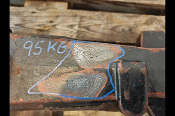 salg af Deutz-Fahr Agrotron 106 RIGHT Front axle house