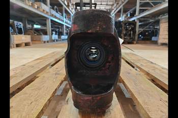 salg af Deutz-Fahr Agrotron 106 LEFT Front axle house