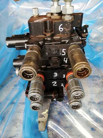 salg af Zusatzsteuergerät Case MX110