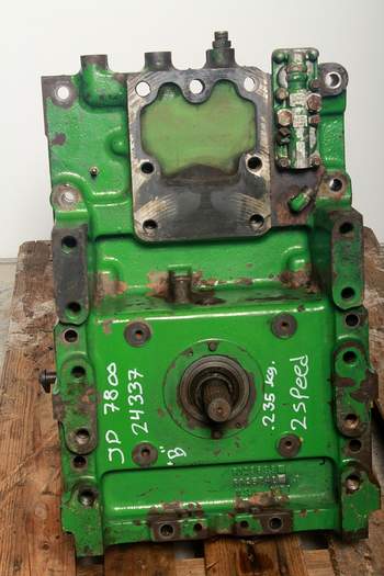 salg af Zapfwellengetriebe John Deere 7800