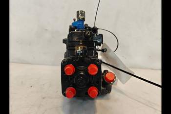 salg af Einspritzpumpe New Holland TL90 A