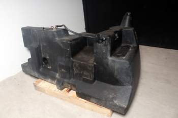 salg af Kraftstofftank Claas Axion 850