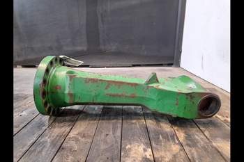 salg af Vorderachsgehäuse John Deere 6910 RECHT