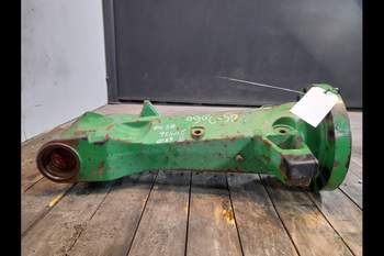 salg af Vorderachsgehäuse John Deere 6910 RECHT